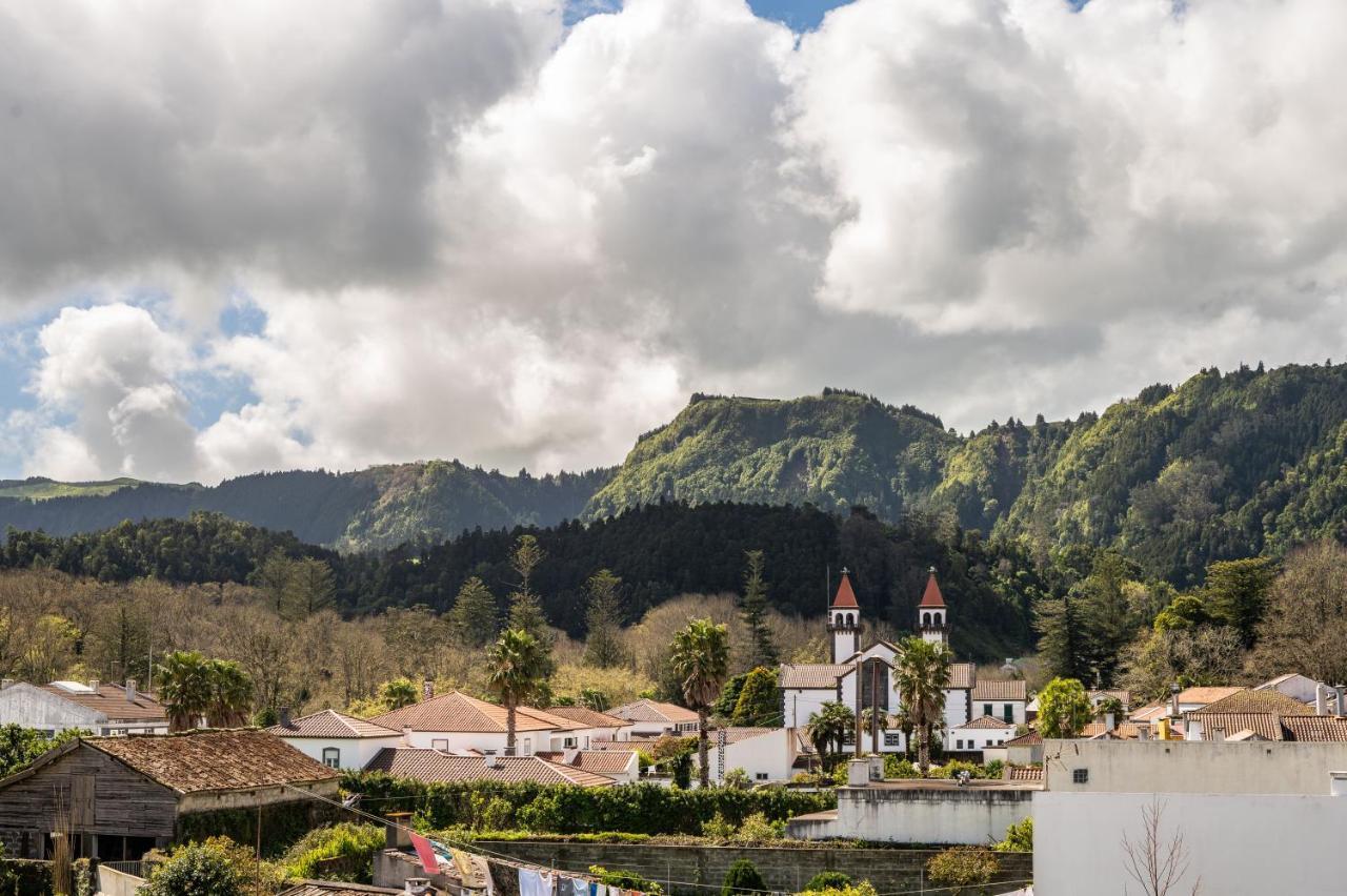 Furnas *